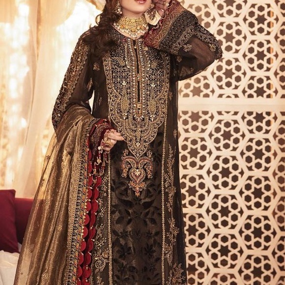 Pakistani/Indian Dresses & Skirts - Brand new Maria.B formal dress.